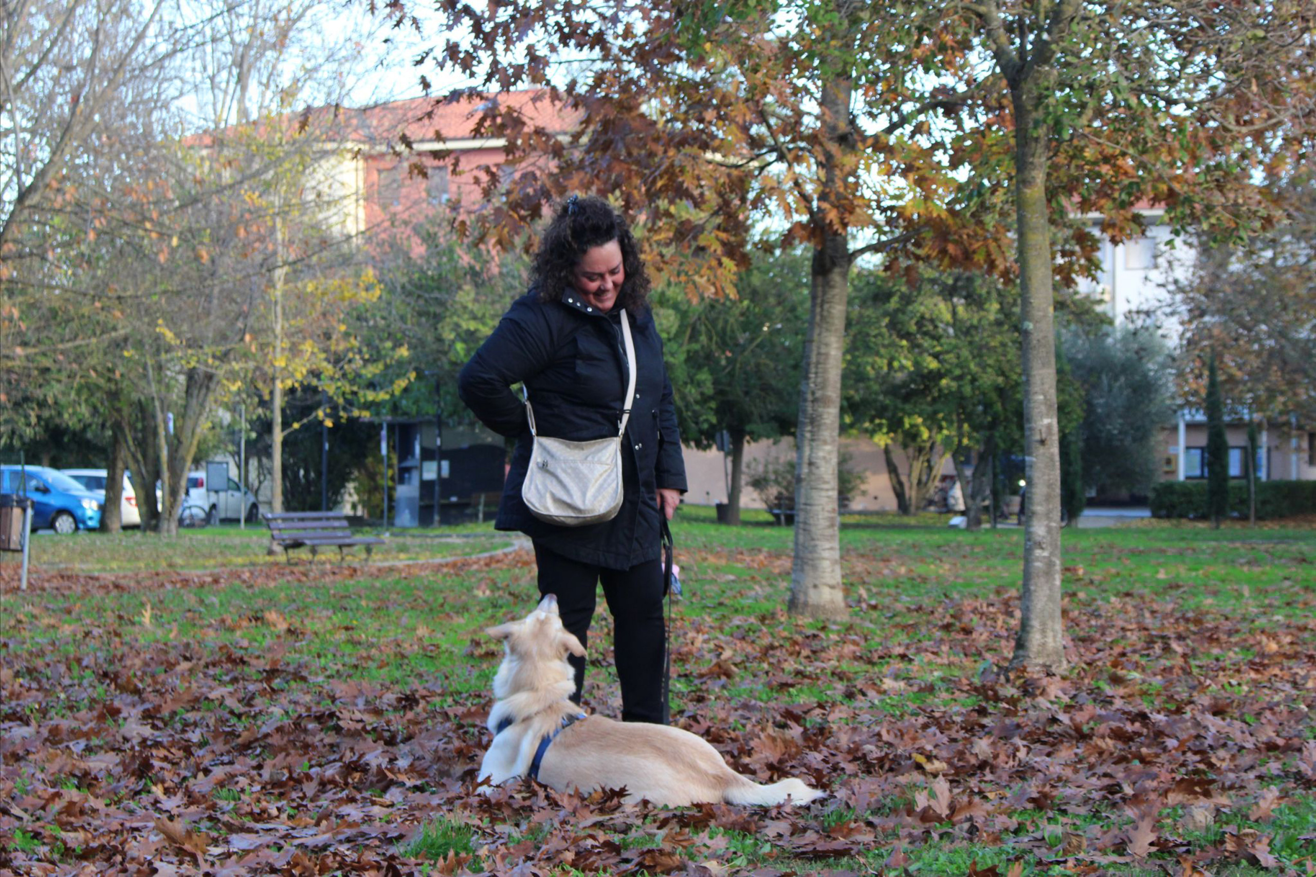 Beth al giardino con la sua proprietaria Ilaria
